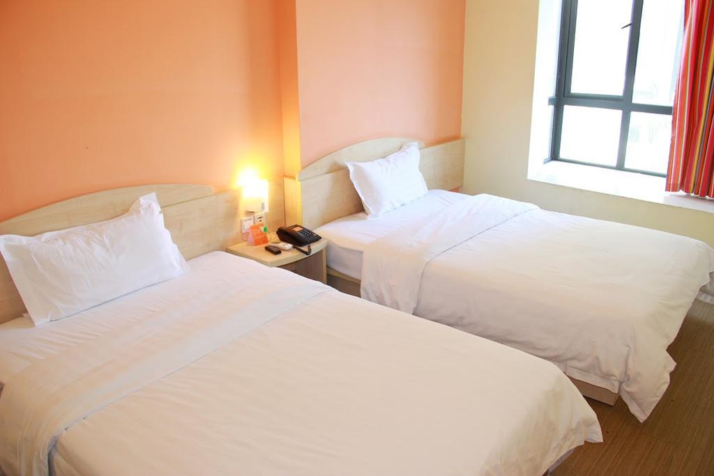 7Days Inn Chongqing Daxigou Renhe Street 외부 사진